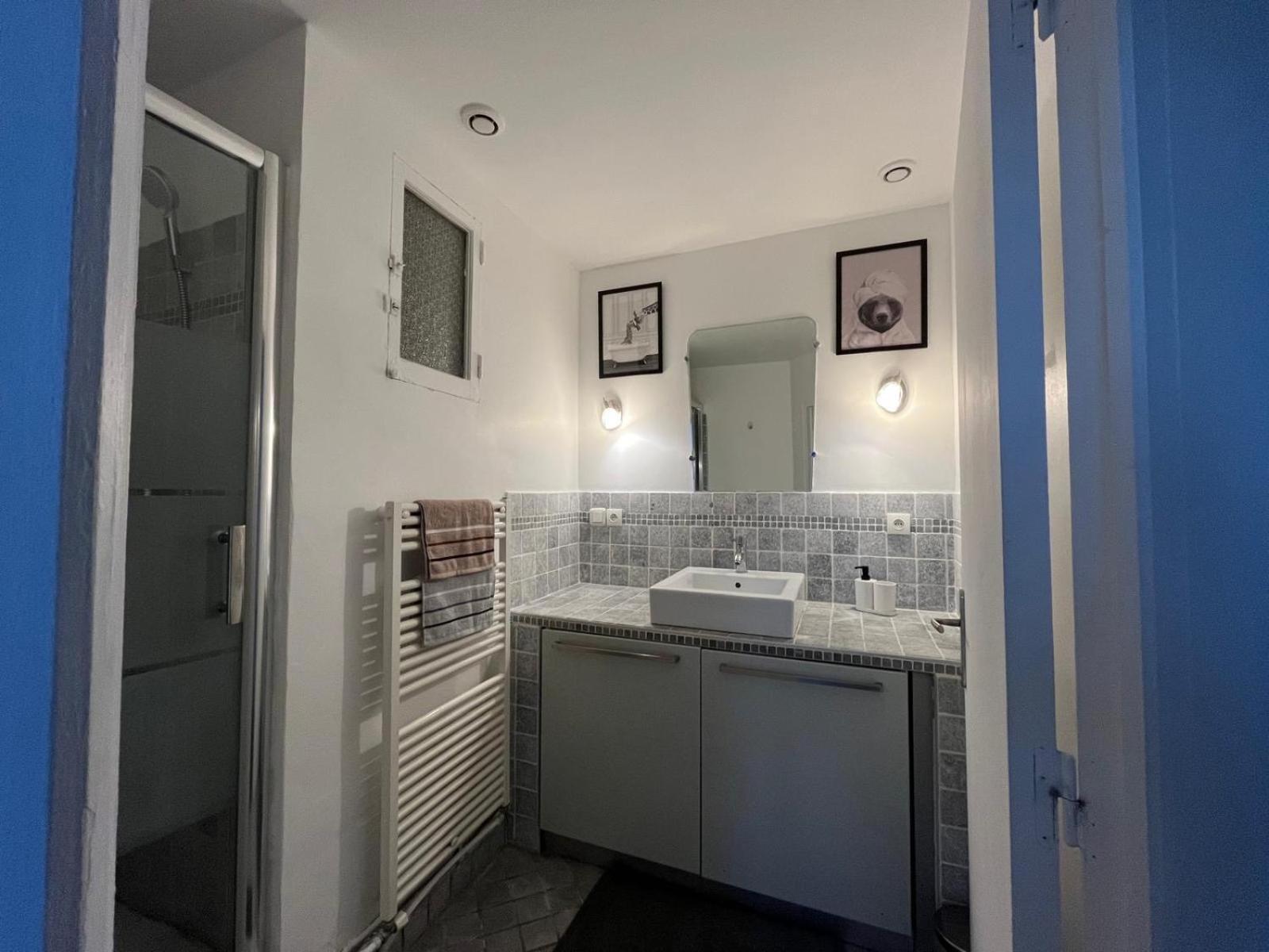 Apartment Luxueux Appart Au Coeur De Refait A Neuf 4 Couchages Plage Des Catalans Proche Corniche, Vieux Port,vallon Des Auffes Marseille